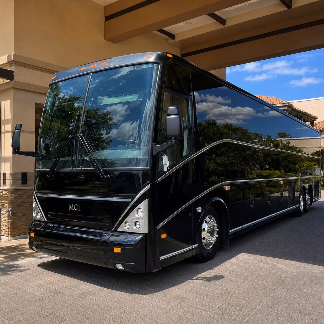 getting your group to hertz arena from lehigh acres has never been easier