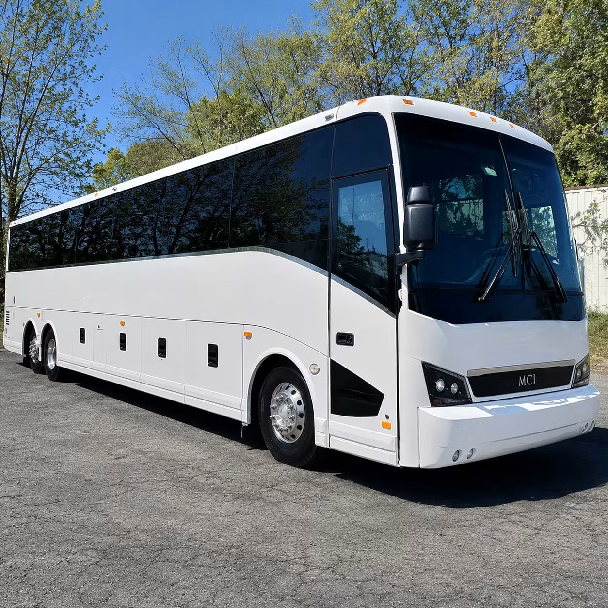 lehighacrescharterbus com can handle long distance transportation for groups of any size leaving lehigh acres
