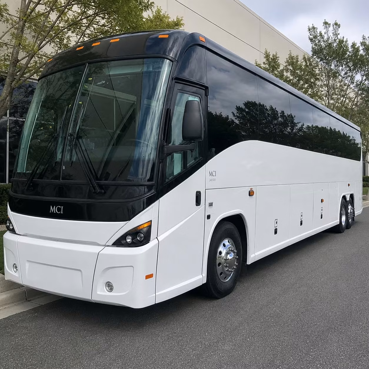 southwest florida international airport group transfers made easy from lehigh acres