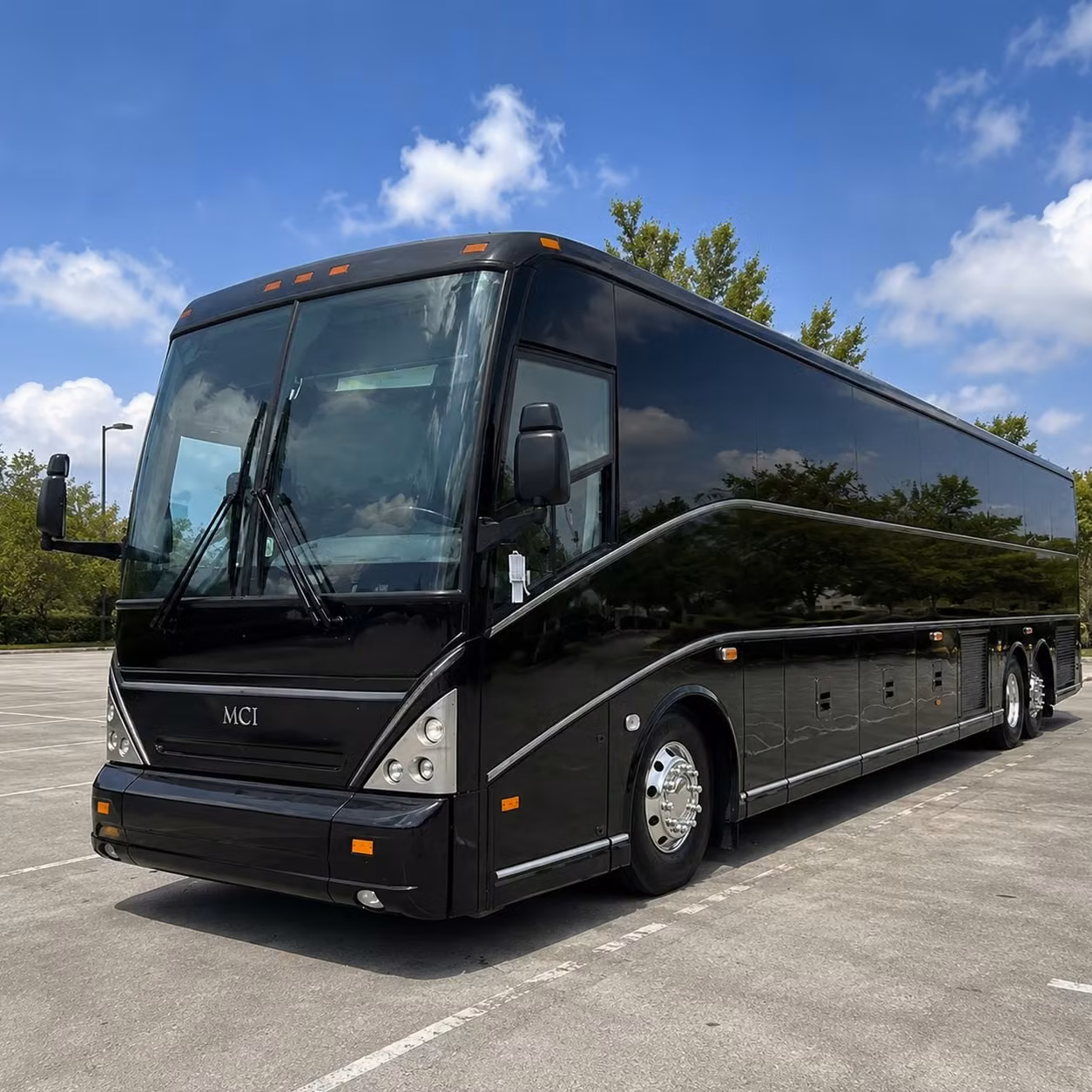 why lehigh acres businesses choose charter buses for corporate events and conferences